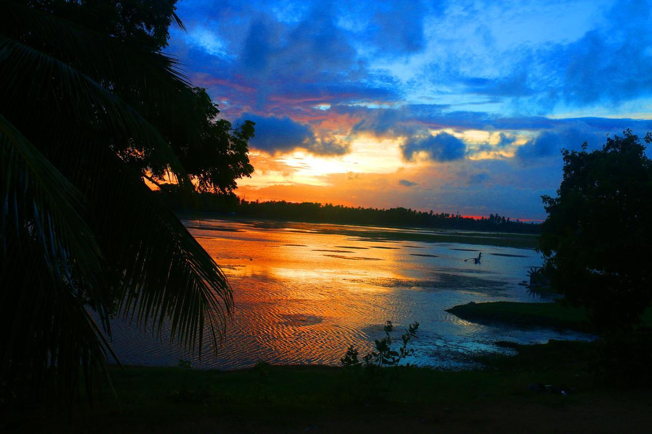 Diya Dahara Lake Resort Yala Exterior foto