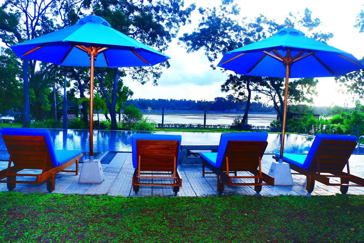 Diya Dahara Lake Resort Yala Exterior foto